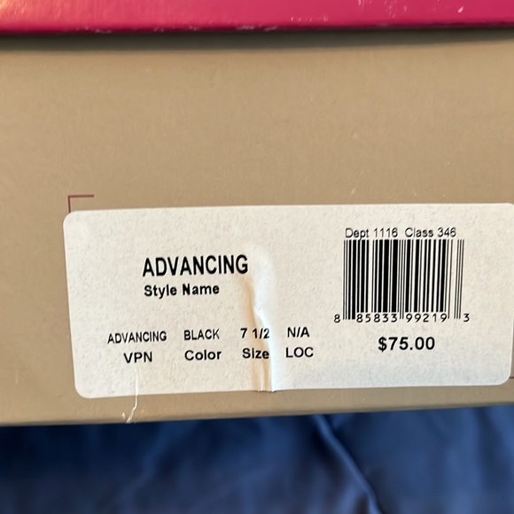 A2 by Aerosoles Advancing black stretchy boots - Picture 3 of 3